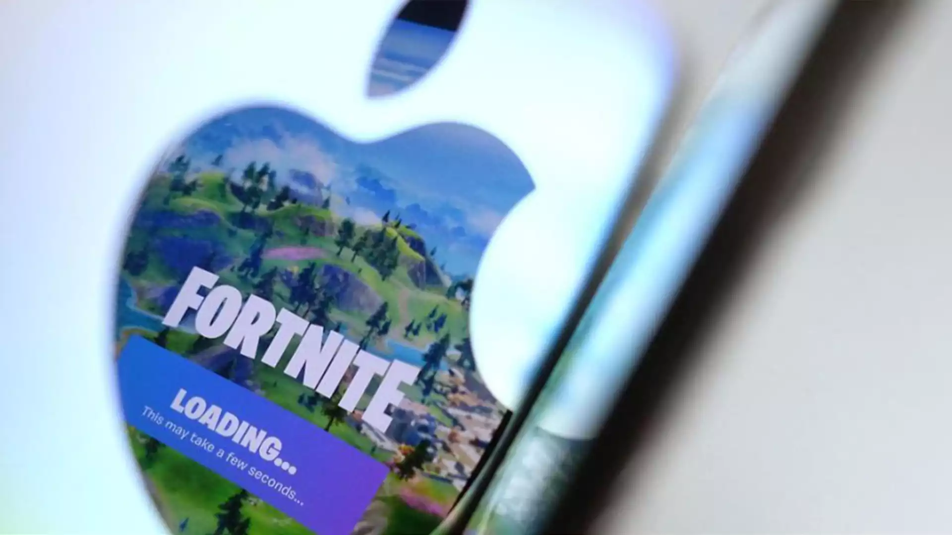 Fortnite trial Apple suffers setback