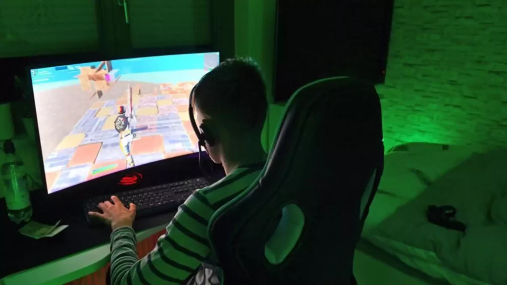 Fortnite and TikTok Gaming addiction among children increased during Corona