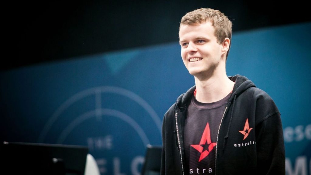 Counter-Strike-CSGO-Xyp9x-Andreas-Hojsleth