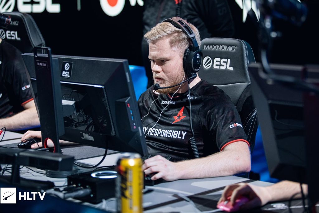 Counter Strike CS:GO - buster - Magisk - Emil Reif