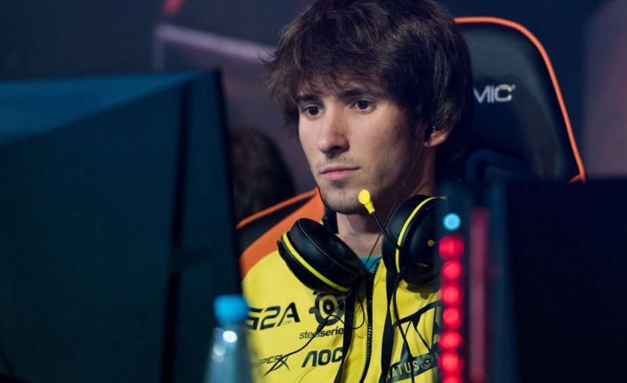 Dota-2-Player-Dendi-Danil-Ishutin