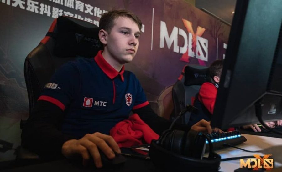 Dota 2 Player - Shahlo - Maxim Abramovskikh