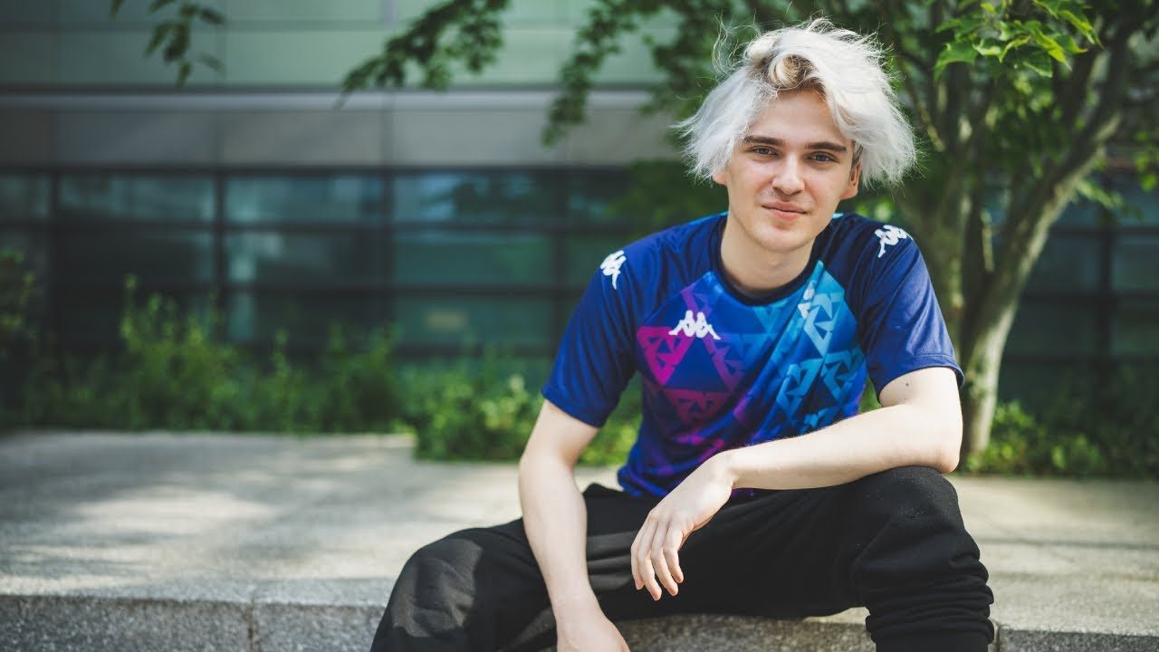 Dota 2 Player - skiter - Oliver Lepko