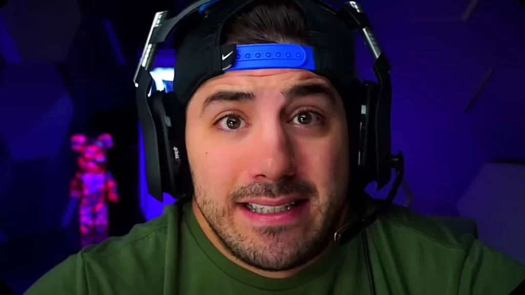NICKMERCS moves from Warzone to Apex Legends