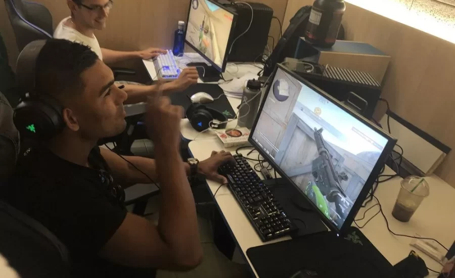 Casemiro more stressed in CS:GO than soccer