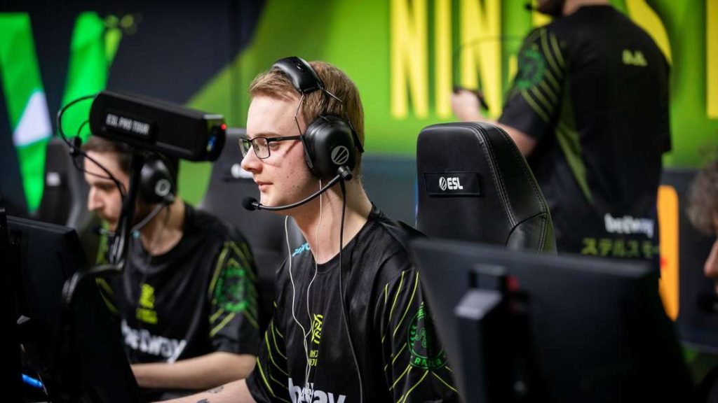 E sports teams like Evil Geniuses Team Liquid and co are