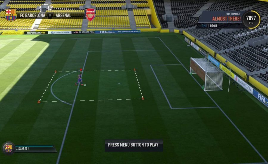 FIFA 17 SHOOTING PRACTICE MINI GAME IN THE ARENA WITH SUAREZ!