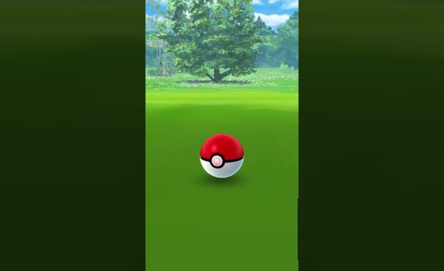 Pokemon Go Catching A Growlithe!