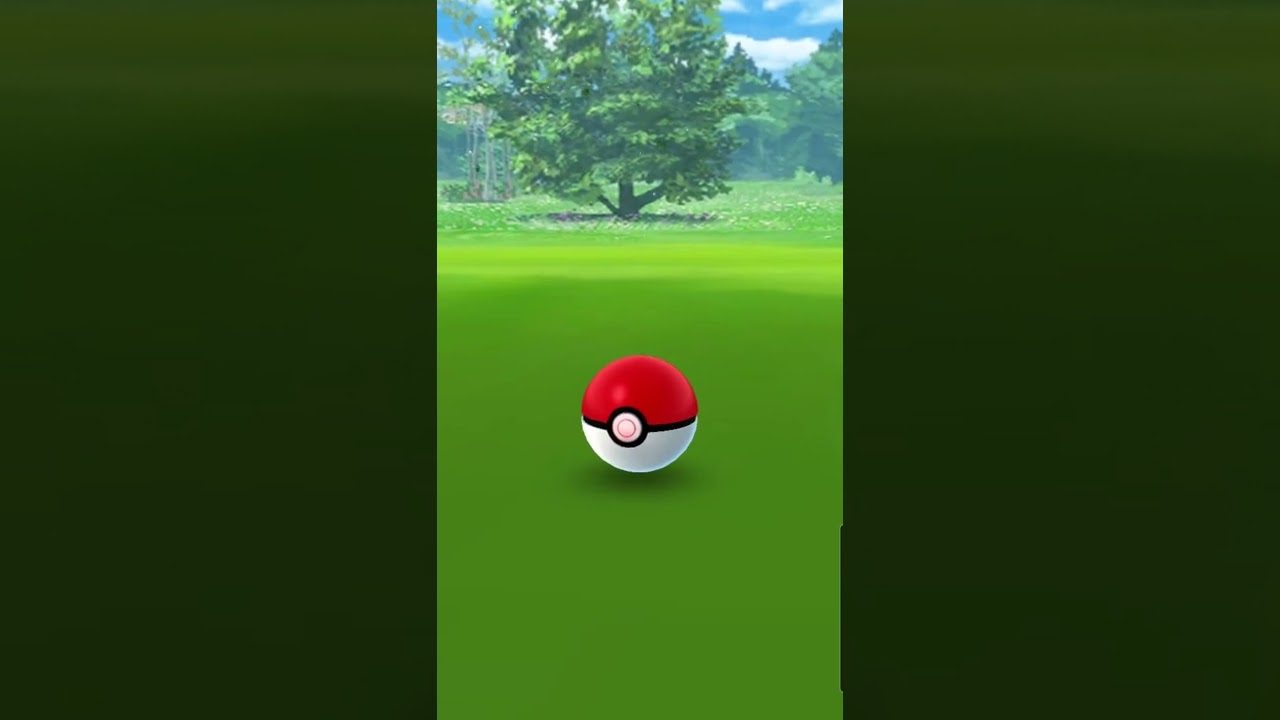 Pokemon Go Catching A Growlithe!