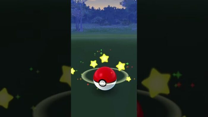 Pokemon Go Catching A Pidove!