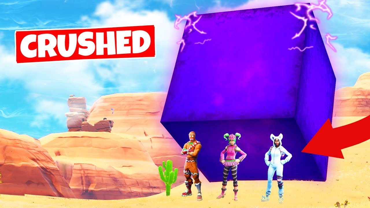 CRUSHED BY THE GIANT CUBE (its moving) - Fortnite Battle Royale