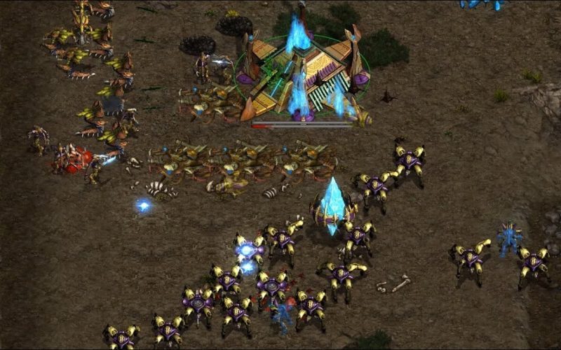 POP GOES THE NEXUS? Larva (Z) vs Shuttle (P) on Polypoid - StarCraft - Brood War REMASTERED