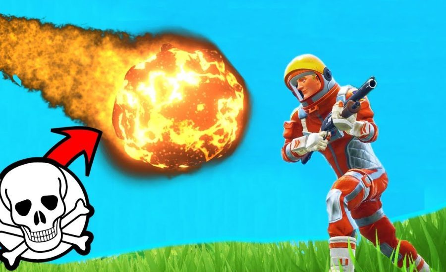 What Happens If A METEOR HITS YOU in Fortnite Battle Royale!