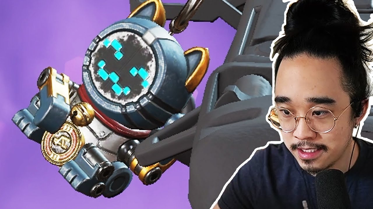 I GOT THE NEW PATHFINDER CAT ITEM!! (25 Loot Box opening Apex Legends Season 5)