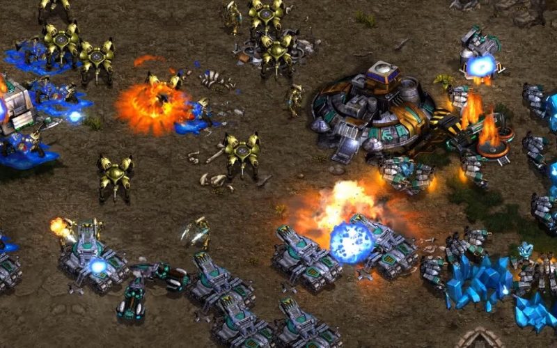 WHO?!?? firebathero (T) vs ⛄Sn0w (P) on Polypoid! - StarCraft - Brood War - 2025