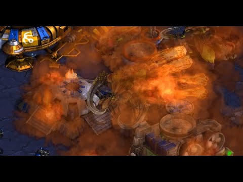 Queen (Z) vs Shinee (T) on Deja Vu! - StarCraft - Brood War - 2025